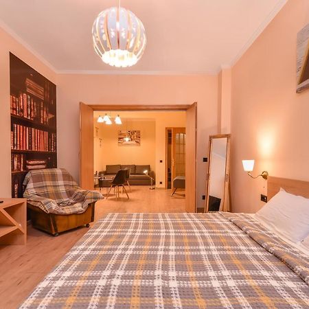 Sofia Dream Apartment - The Library - 3-Bdr, 2-Bthr By Flat Mаnager Bagian luar foto
