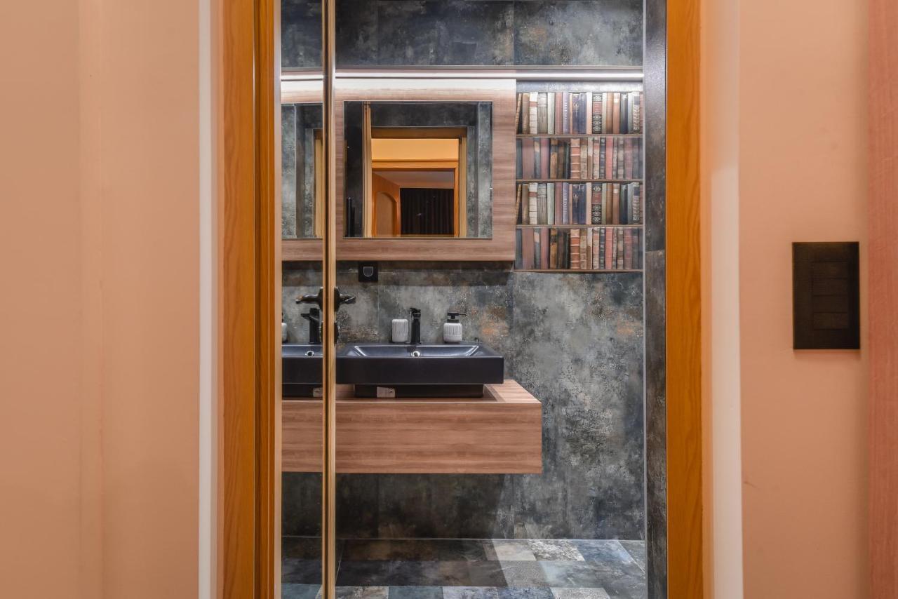 Sofia Dream Apartment - The Library - 3-Bdr, 2-Bthr By Flat Mаnager Bagian luar foto