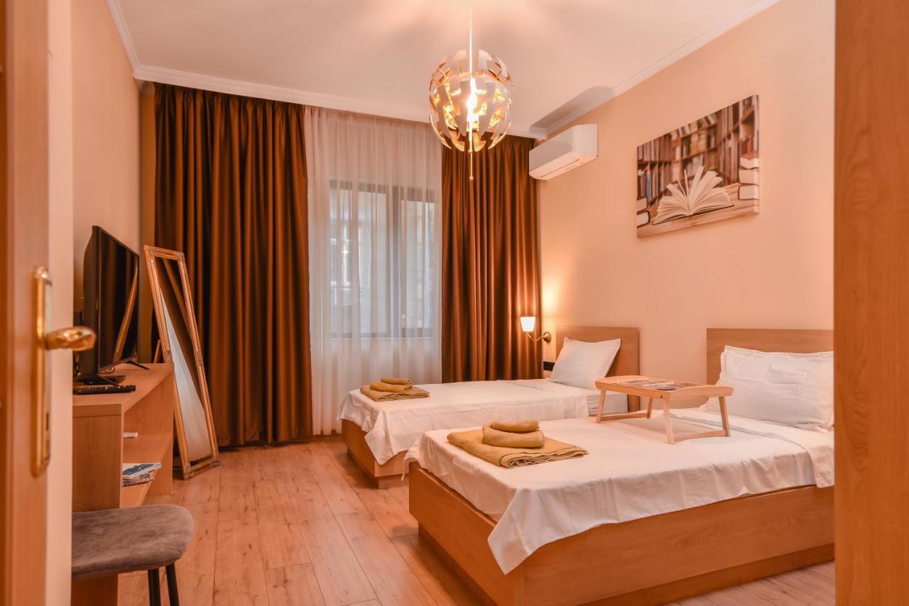 Sofia Dream Apartment - The Library - 3-Bdr, 2-Bthr By Flat Mаnager Bagian luar foto