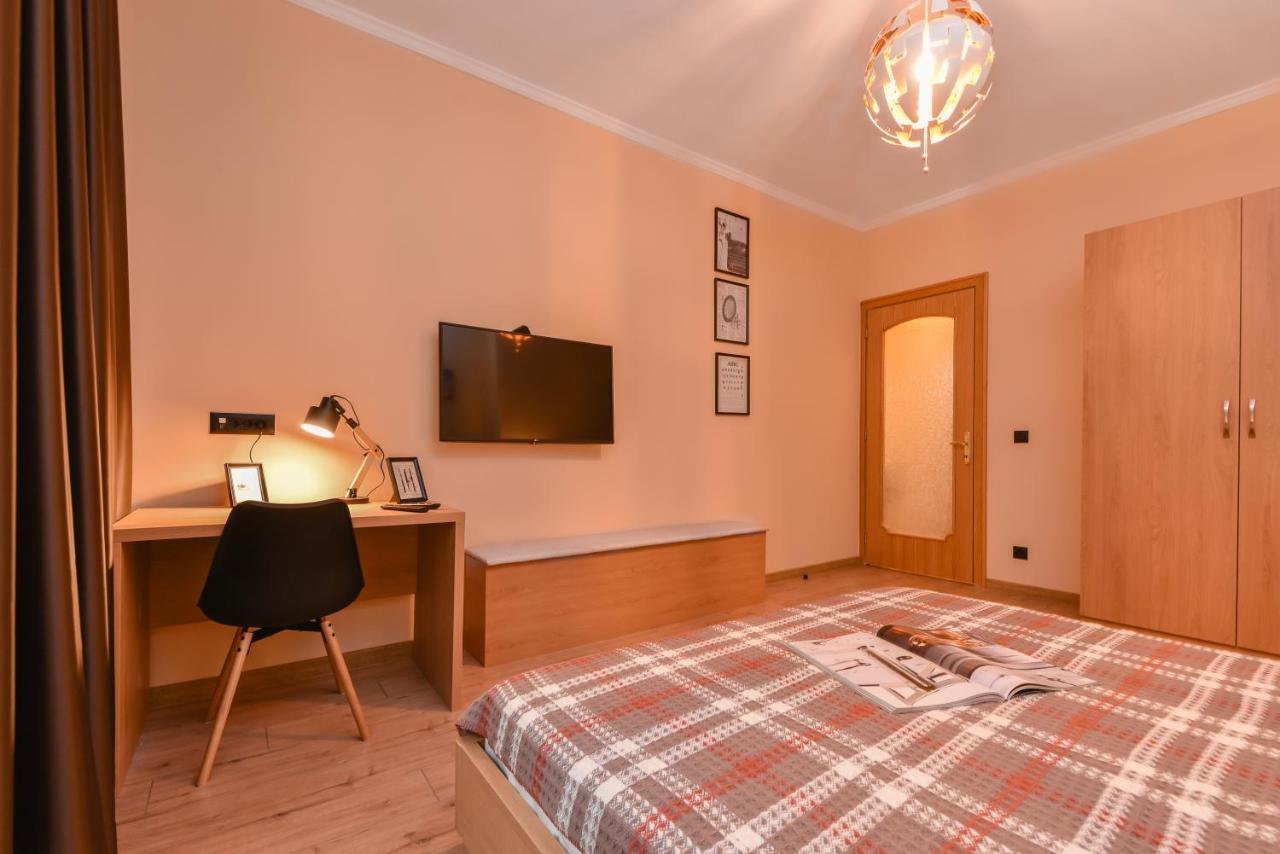 Sofia Dream Apartment - The Library - 3-Bdr, 2-Bthr By Flat Mаnager Bagian luar foto